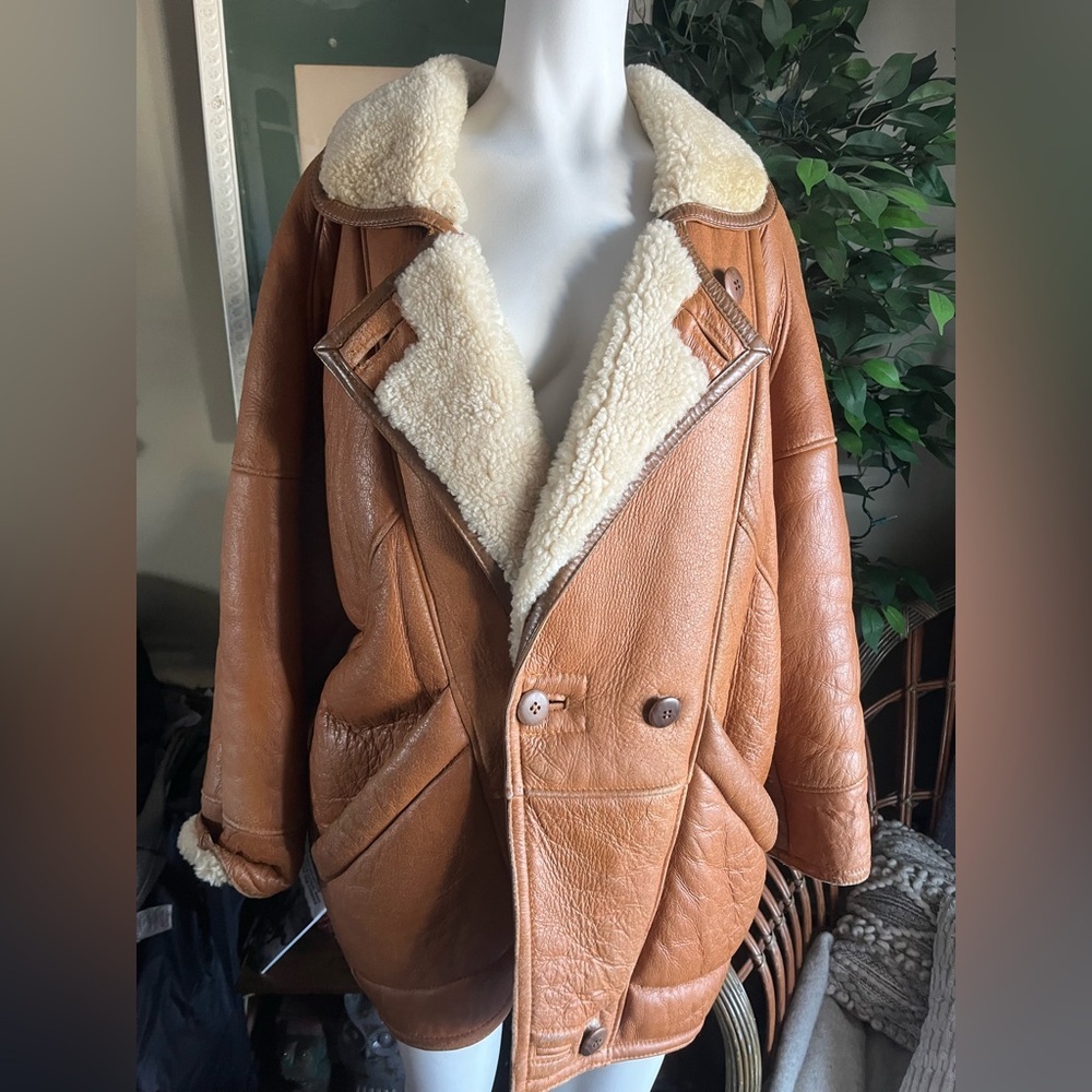 Vintage Leather Shearling Jacket - Picture 2 of 16